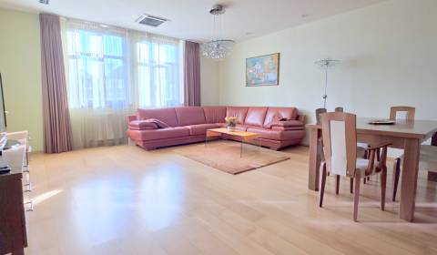 Rent Two bedroom apartment, Two bedroom apartment, Námestie SNP, Brati