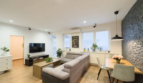 Sale Two bedroom apartment, Two bedroom apartment, M.R. Štefánika, Sen