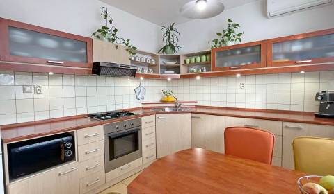 Sale Two bedroom apartment, Two bedroom apartment, Mierová, Galanta, S