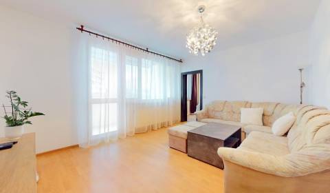 Sale Three bedroom apartment, Three bedroom apartment, L. Novomeského,