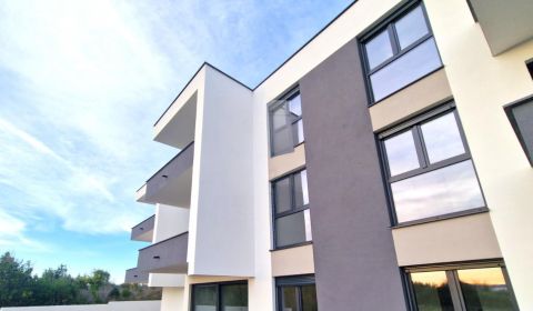 CROATIA - Apartments in a new building with an elevator - PRIVLAKA