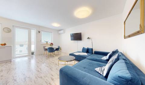Sale Three bedroom apartment, Three bedroom apartment, Šípková, Senec,