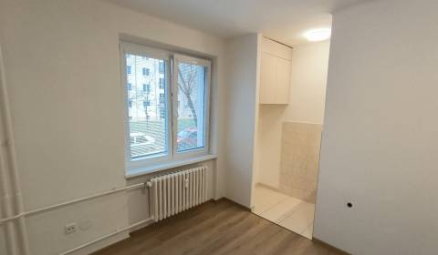 Sale Single studio, Single studio, Herlianska, Bratislava - Ružinov, S