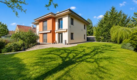 Sale Family house, Family house, Pod lesom, Bratislava - Karlova Ves, 