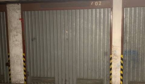 Sale Garage, Garage, Medveďovej, Bratislava - Petržalka, Slovakia
