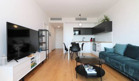 NUERA︱SKY PARK Modern 1-bedroom apartment on 6th floor, tower 3