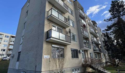 Sale Three bedroom apartment, Three bedroom apartment, a gyurkyho, Lev
