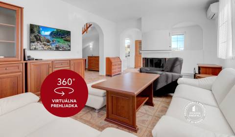 House Kvetoslavov, 4 rooms, garage,  gazebo, large plot of land 1436m2