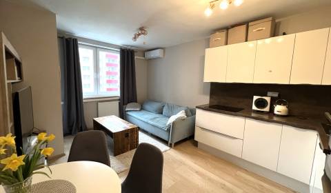 Sale One bedroom apartment, One bedroom apartment, Rezedová, Bratislav