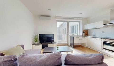 Apartment with a parking and lift in Bratislava’s Historic Centre