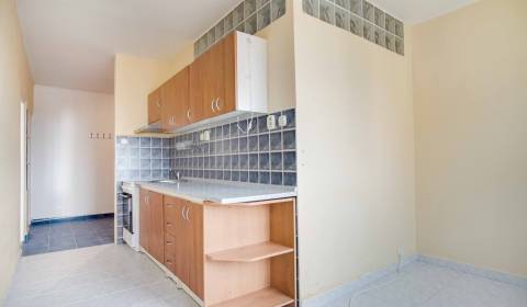 Sale One bedroom apartment, One bedroom apartment, Nové Zámky, Slovaki