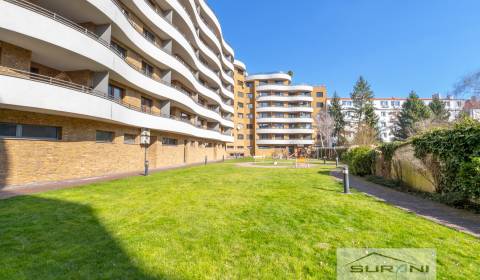 Sale Garage, Garage, Kvačalova, Bratislava - Ružinov, Slovakia