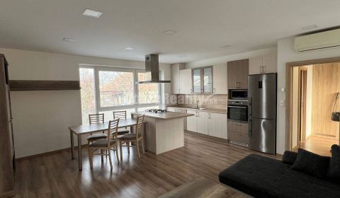 Rent Two bedroom apartment, Two bedroom apartment, Záhrady - Stavbárov