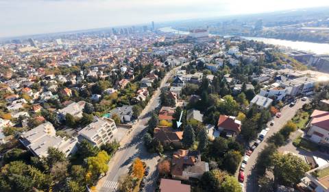 Sale Family house, Family house, Mudroňova, Bratislava - Staré Mesto, 
