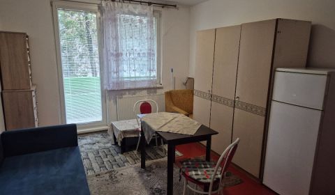 Sale Single studio, Single studio, Eótvosa, Komárno, Slovakia