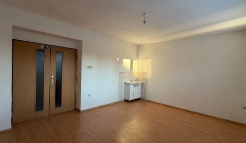 Rent Offices, Offices, Hodžova, Piešťany, Slovakia