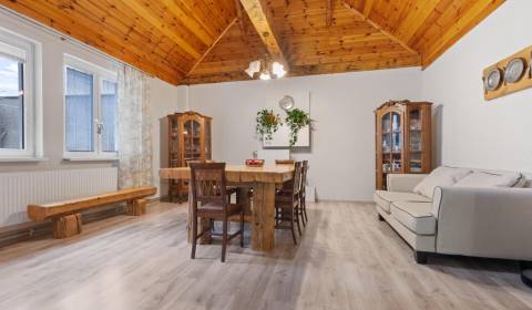 Sale Family house, Family house, Námestie padlých hrdinov, Senec, Slov