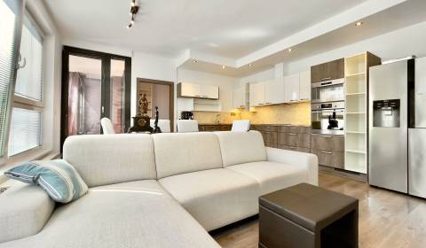 Rent Two bedroom apartment, Two bedroom apartment, Košická, Bratislava