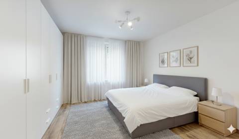 Sale Three bedroom apartment, Three bedroom apartment, Sklenárova, Bra