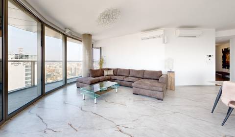 ENDLESS PANORAMAS OF BRATISLAVA: FULLY FURNISHED 2-ROOM APARTMENT 
