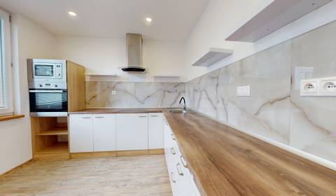 Sale One bedroom apartment, One bedroom apartment, Pri kaštieli, Skali