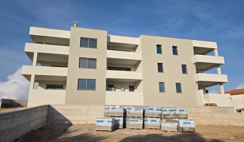 CROATIA - Quality apartments with sea view - VODICE
