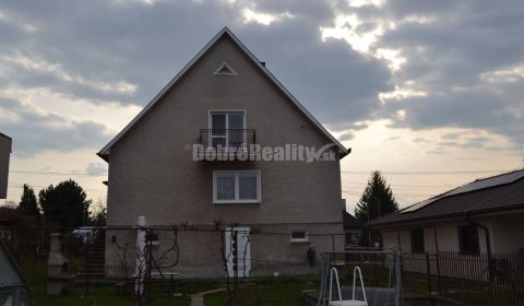 Sale Family house, Family house, Na Papiereň, Prievidza, Slovakia