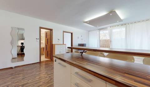 Rent One bedroom apartment, One bedroom apartment, Šafárikova, Trenčín