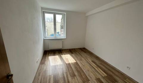 Sale Two bedroom apartment, Two bedroom apartment, Žiar nad Hronom, Sl