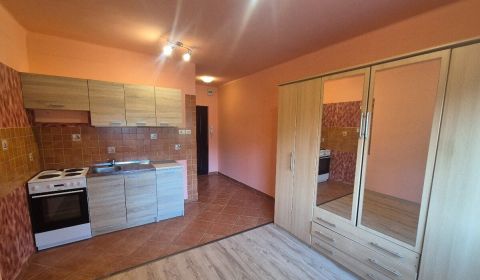 Sale Single studio, Single studio, Cintorínsky rad, Komárno, Slovakia