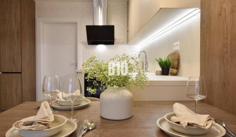 Sale Two bedroom apartment, Two bedroom apartment, Gabajova, Žilina, S