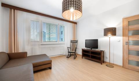 Sale Two bedroom apartment, Two bedroom apartment, Hálova, Bratislava 