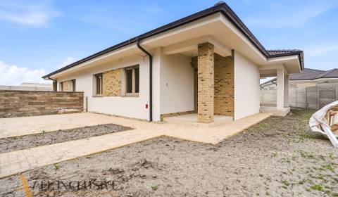 Sale Family house, Family house, Florida villa park, Dunajská Streda, 