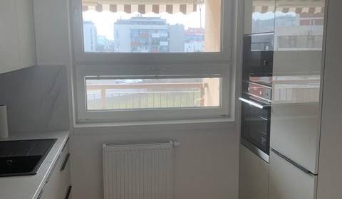 Sale One bedroom apartment, One bedroom apartment, Drotárska cesta, Br