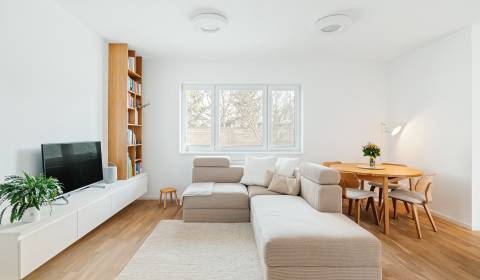 NUERA | Three bedroom apartmen withh garden, Cesta na Klanec