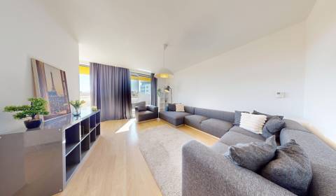 BA/KARLOVA VES-Renting a large 3-room apartment with a terrace+parking