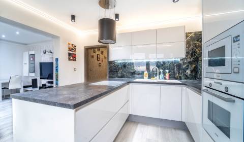 Sale Two bedroom apartment, Two bedroom apartment, Trnavská, Pezinok, 