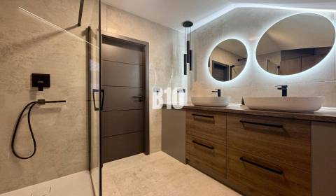 Sale Two bedroom apartment, Two bedroom apartment, Žilina, Slovakia