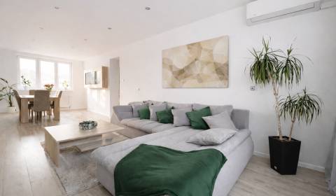 Sale Two bedroom apartment, Two bedroom apartment, Školská, Pezinok, S