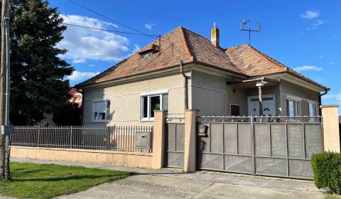 Charming 3-Room Family Home with Garden in Čierny Brod