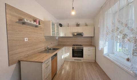 Rent One bedroom apartment, One bedroom apartment, 28. októbra, Trenčí