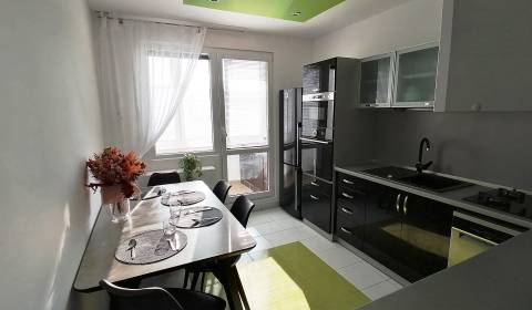 Modern 3-Room Apartment in Peaceful Martin Záturčie Location