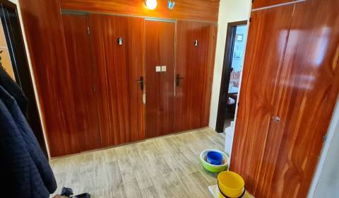 Sale Two bedroom apartment, Two bedroom apartment, Kyjevská, Levice, S