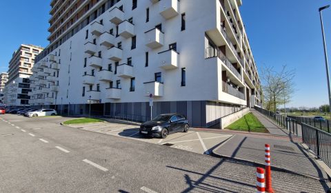 Sale Garage, Garage, Zuzany Chalupovej, Bratislava - Petržalka, Slovak