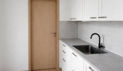 Sale Two bedroom apartment, Two bedroom apartment, Na križovatkách, Br