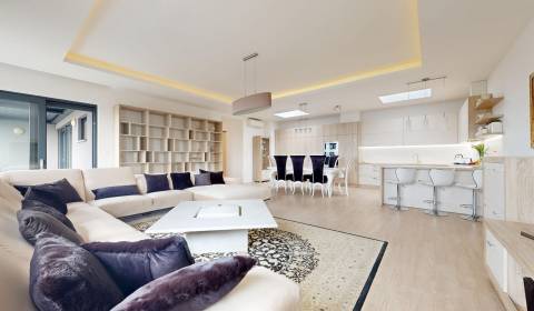 Penthouse in the Heart of Ružinov