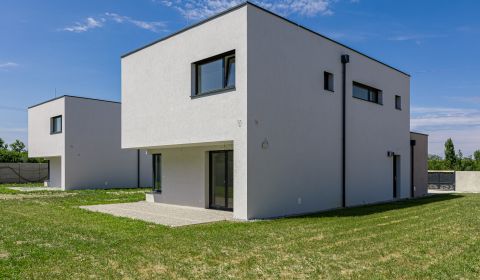 Sale Family house, Family house, Kaštieľska, Senec, Slovakia