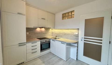 Cozy 1-Room Apartment in Central Piešťany - Fully Furnished