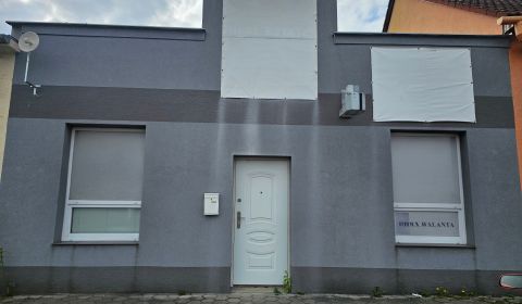 Sale Commercial premises, Commercial premises, Staničná, Galanta, Slov