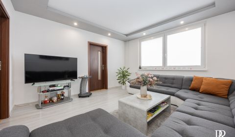 Sale Two bedroom apartment, Two bedroom apartment, Rozkvet 126, Považs